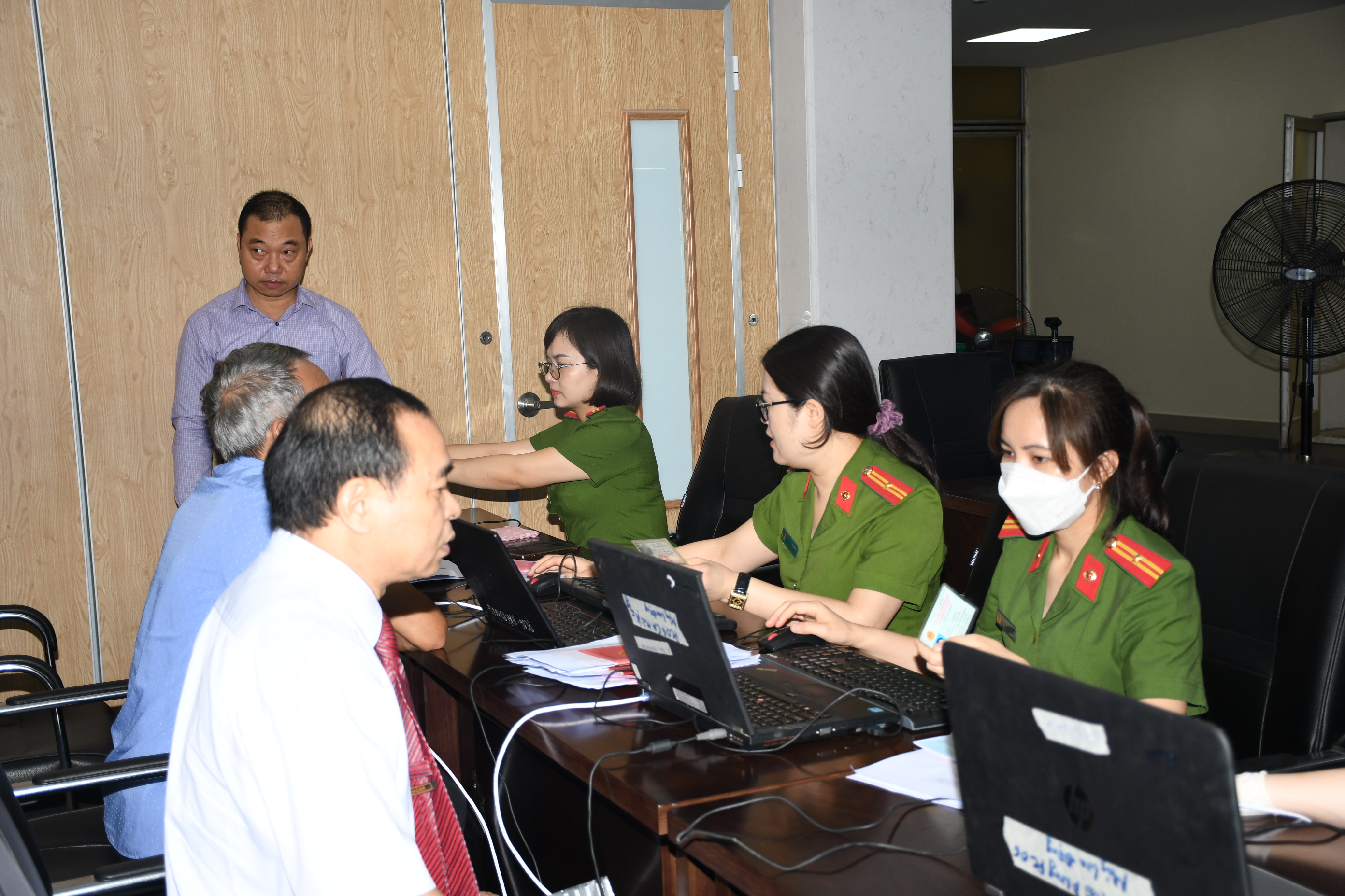 Luật Cư trú: Tiếp nhận thông báo lưu trú được triển khai như thế nào?